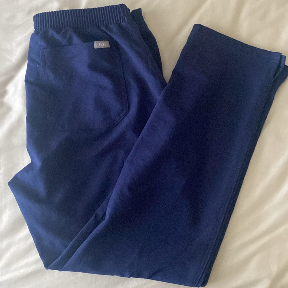 Figs Yola pants multiple sizes